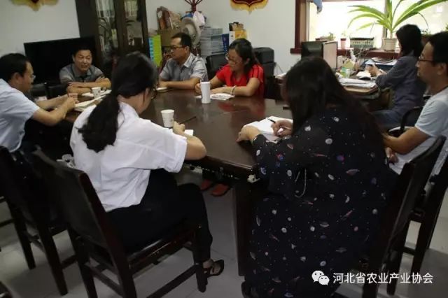 協(xié)會薄皮優(yōu)質(zhì)核桃專業(yè)委員會、協(xié)會薄皮優(yōu)質(zhì)核桃研發(fā)中心完成匯報